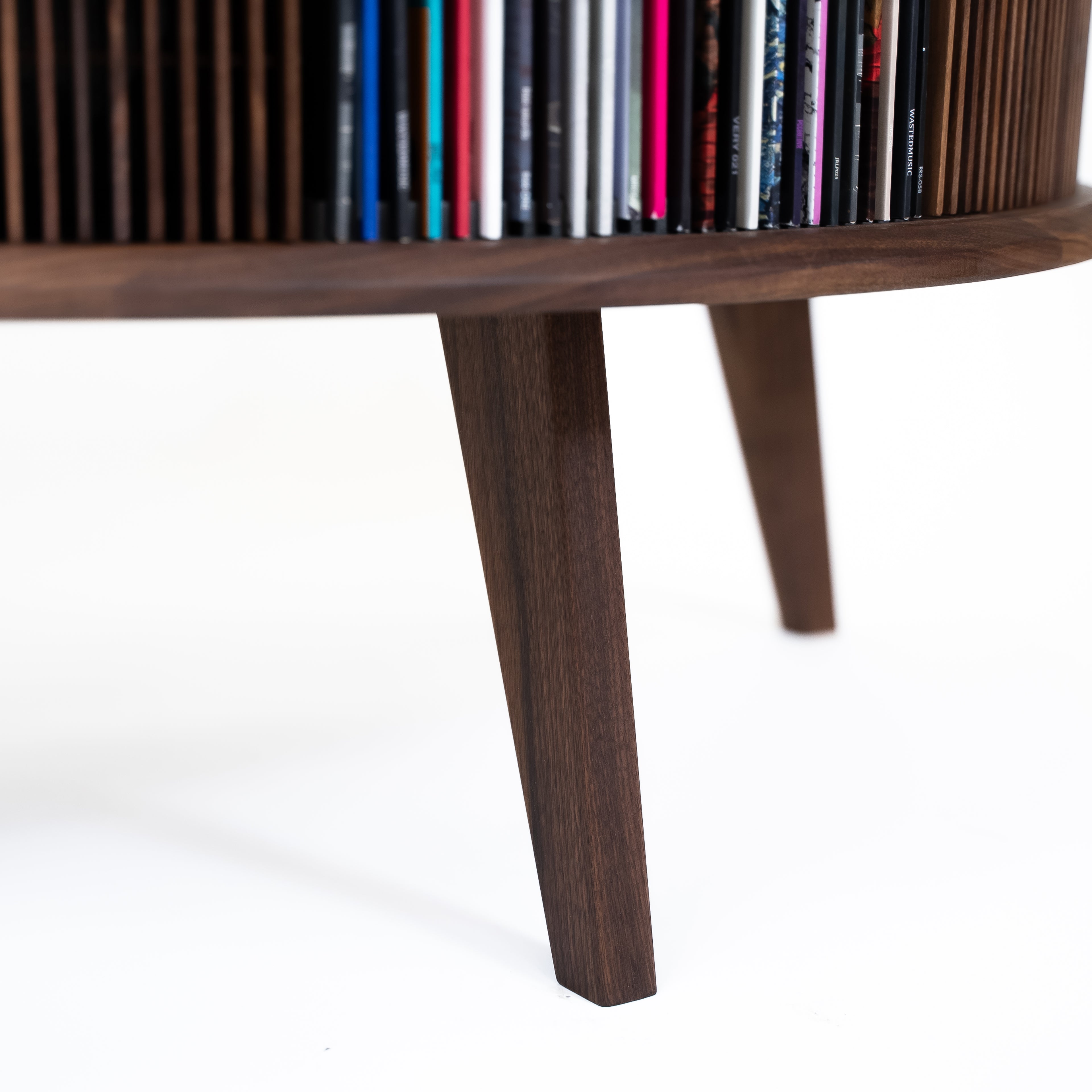 Display LUNA - Walnut
