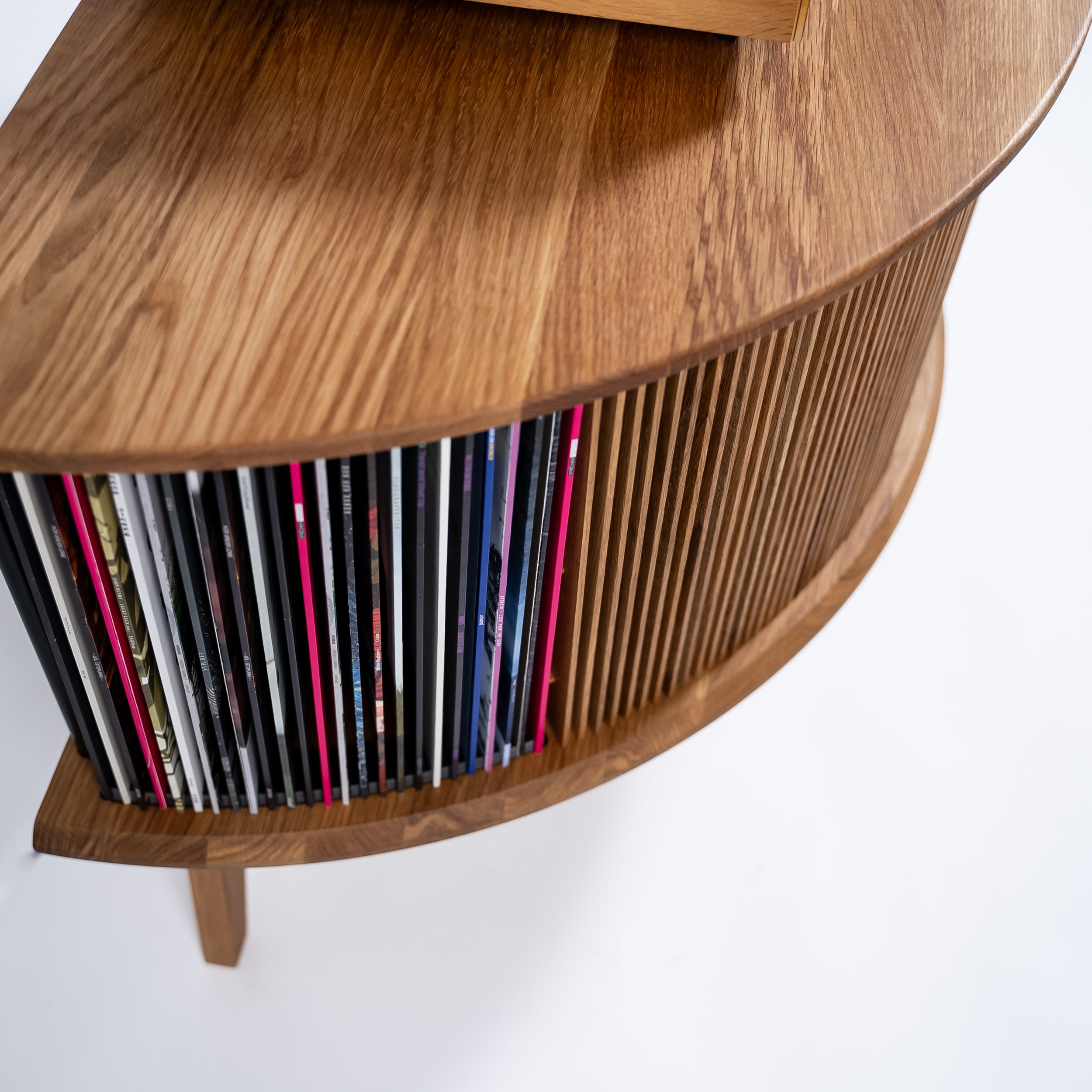 Display LUNA - Eikenhout